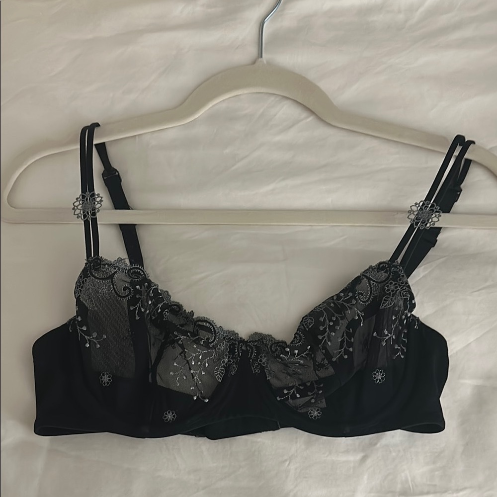 Simone Perele Elegant Black Lace Bralette
